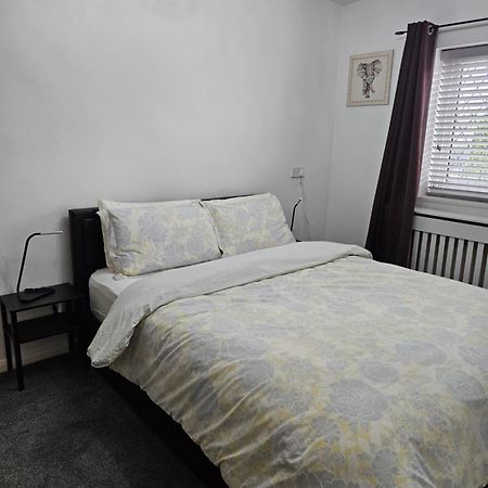 Entire Rental, Easy Reach To Etihad Stadium Mánchester Exterior foto