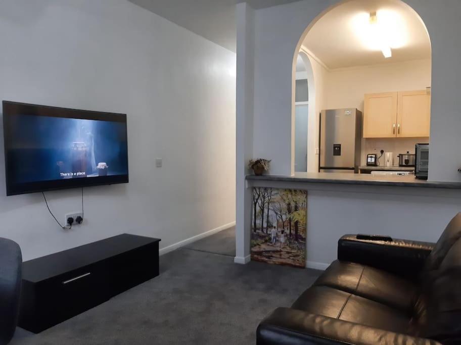 Entire Rental, Easy Reach To Etihad Stadium Mánchester Exterior foto